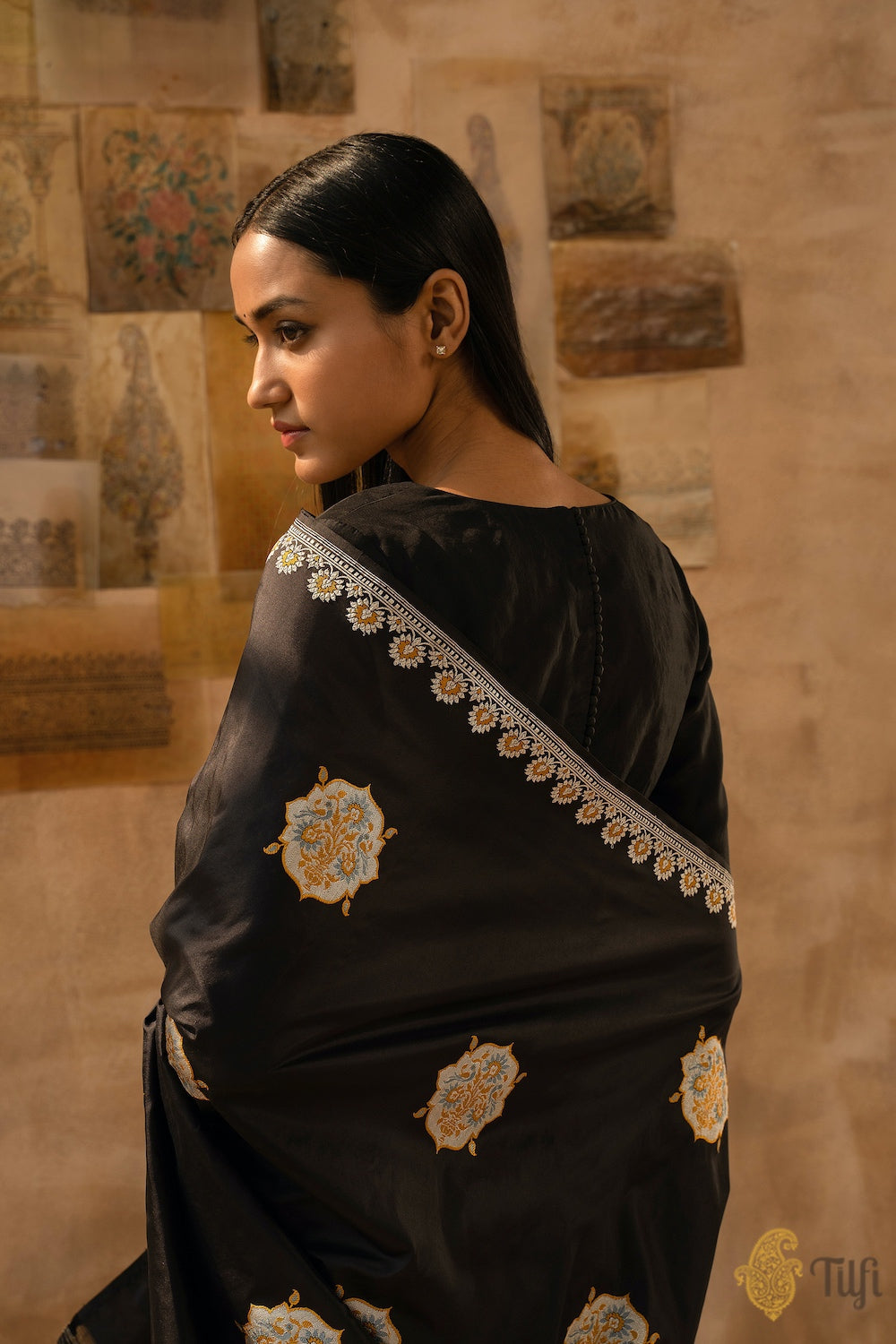 Black banarasi silk saree with golden belt | keerramnx