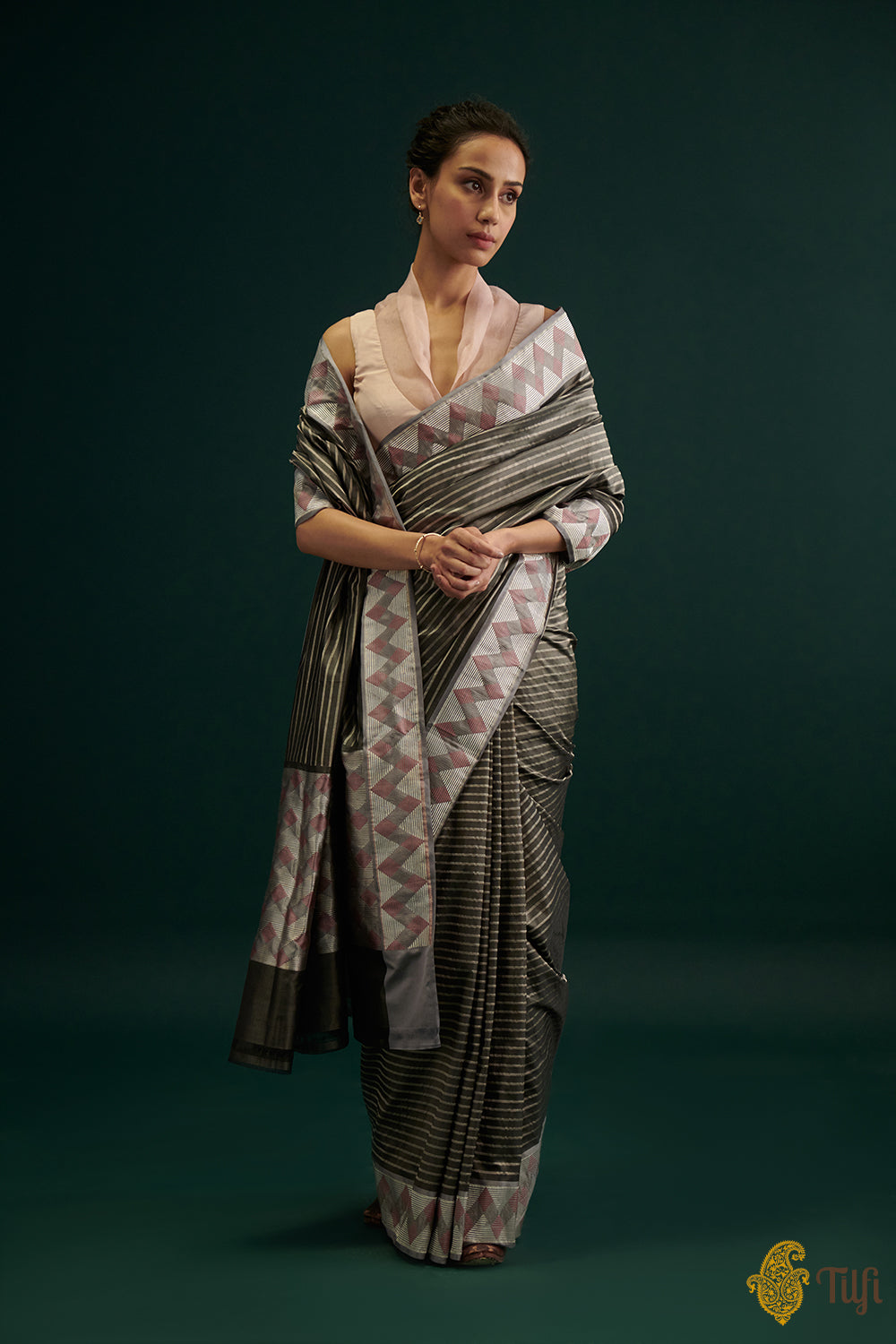 Tanchoi Rhymes - Pure Silk Tanchoi Weave Handloom Banarasi Sarees